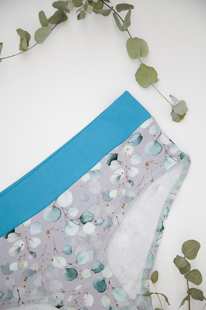 cheeky DancingLeafs - Image 2